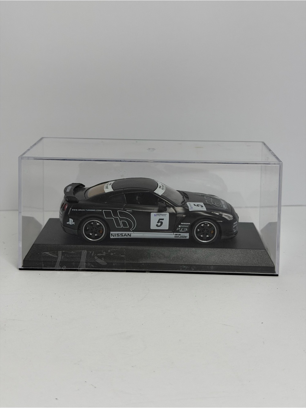 VTG Kyosho Nissan GT-R Spec V (2009) Gran Turismo 5 Collector’s Edition Exclusiv